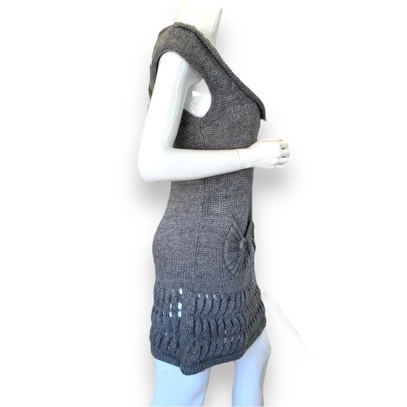 N .C MODA GREY KNIT SLEEVELESS SWEATER DRESS. WOMEN’S SIZE S/M - Picture 3 of 7